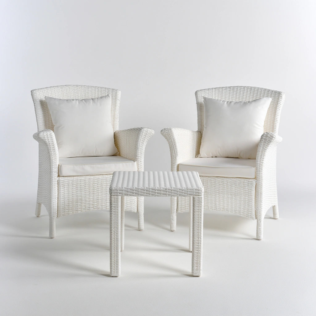 Set salotto da giardino dalle linee essenziali, colore bianco